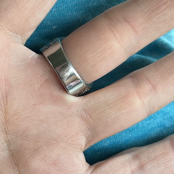 NWOT. Ed Hardy Skull Ring “Size 10”. FREE SHIPPING - Picture 8 of 8